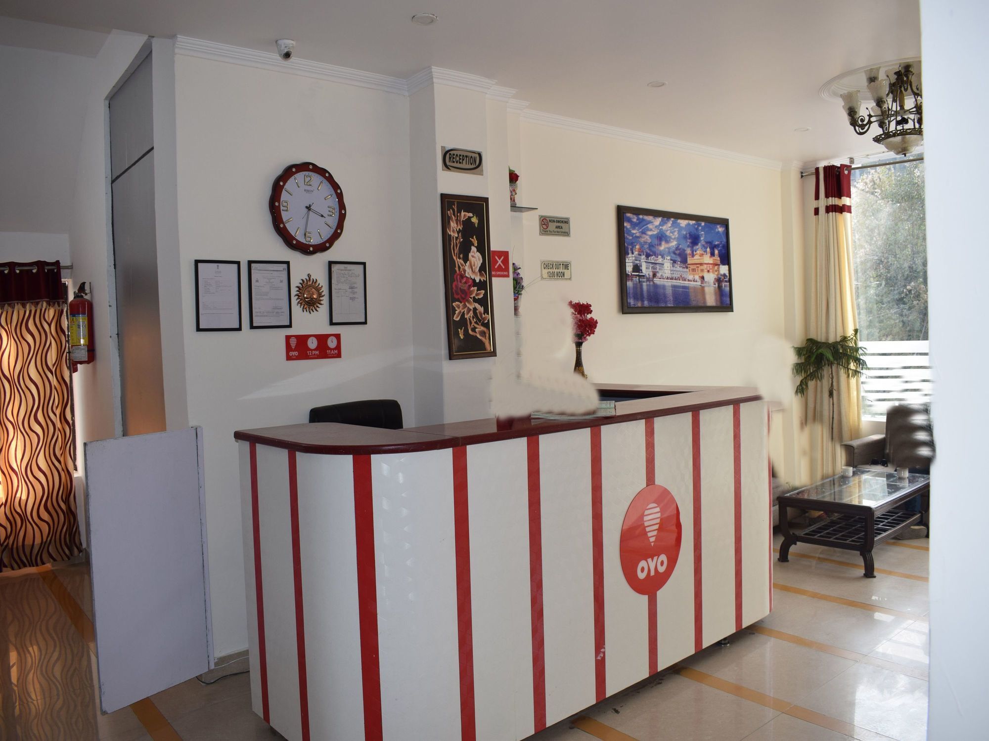 Oyo 10322 Hotel Raja Palace Dharamshala Dış mekan fotoğraf